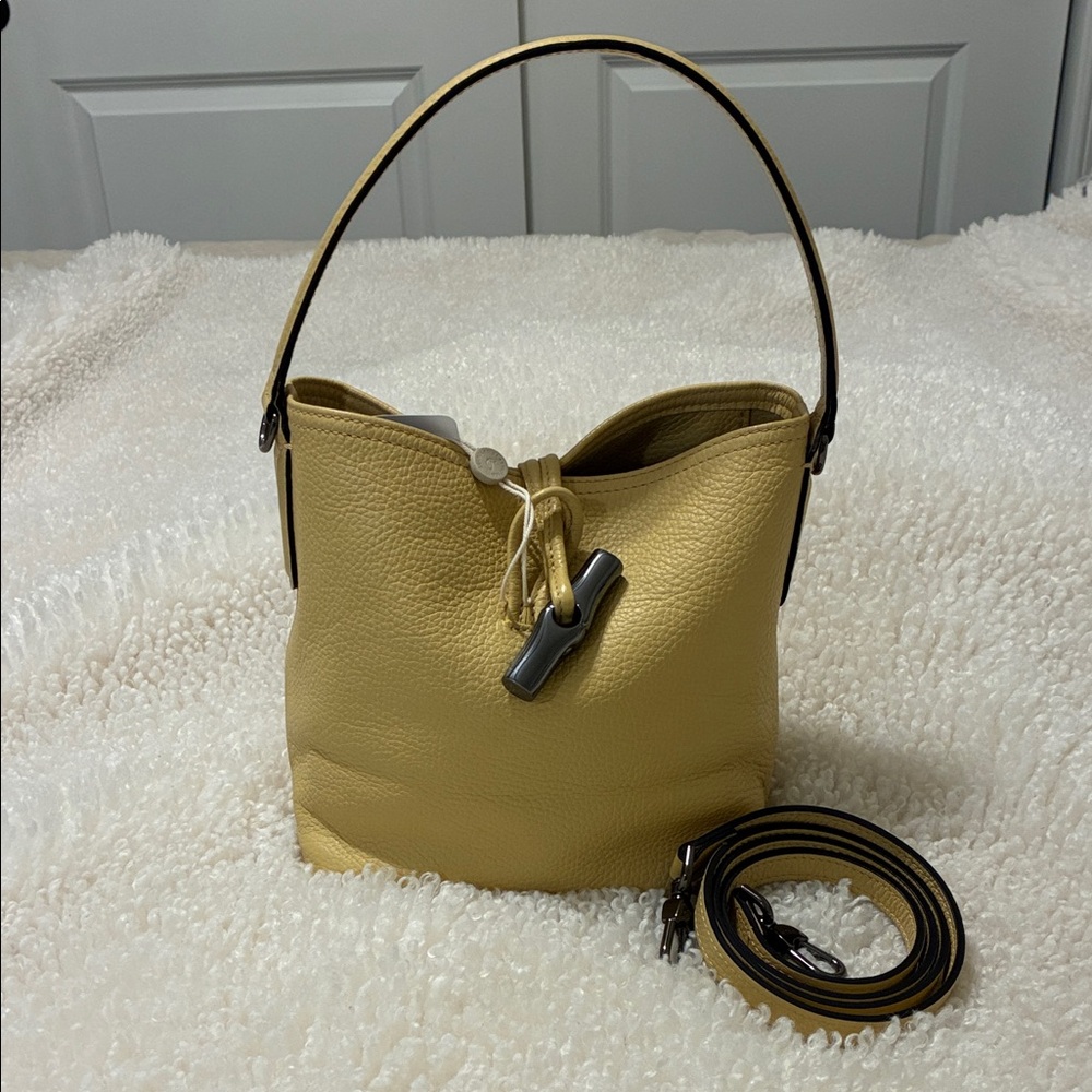 Longchamp Le Roseau Leather Yellow Bucket Bag w/crossbody strap